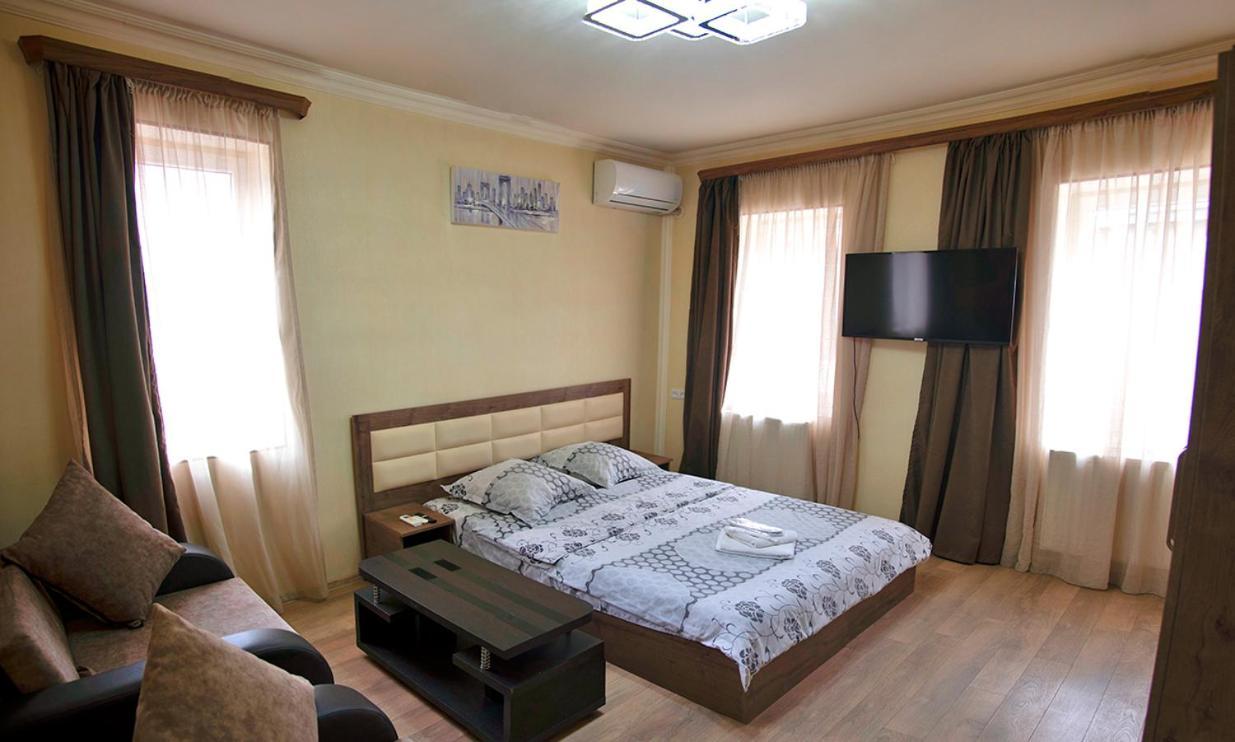 Georgi Apartament 2 Apartment Tbilisi ภายนอก รูปภาพ