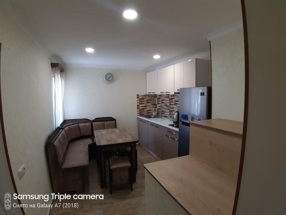 Georgi Apartament 2 Apartment Tbilisi ภายนอก รูปภาพ
